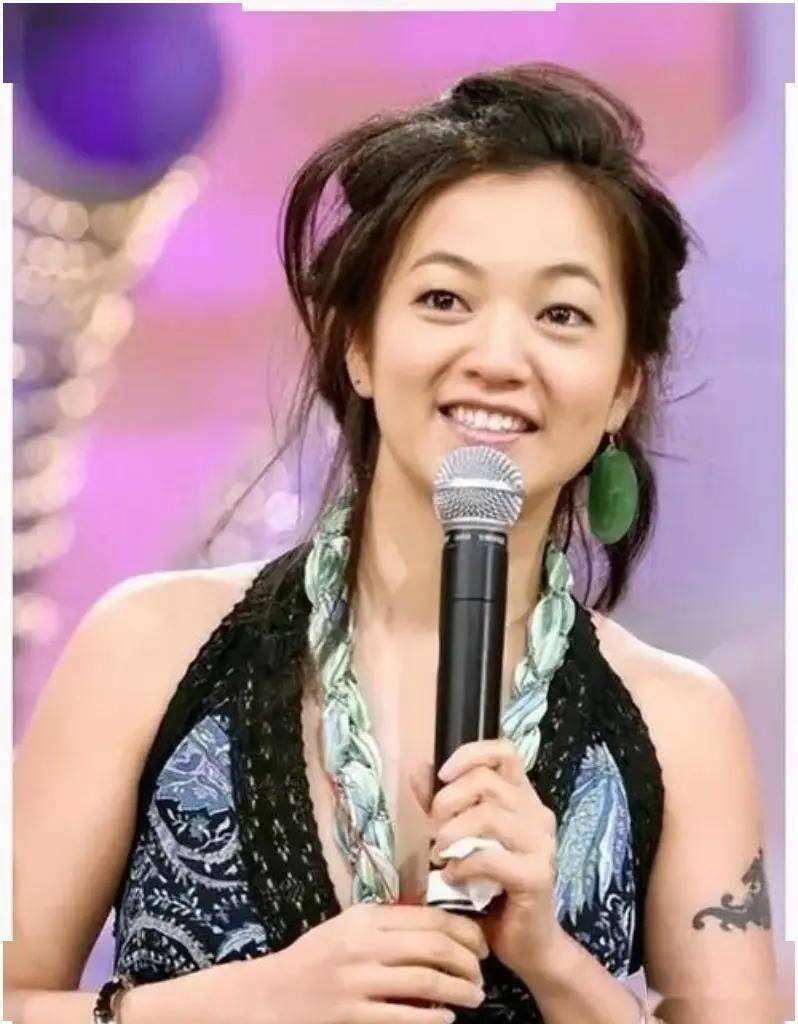 毛小星指控阿雅抄袭,阿雅道歉并下架视频