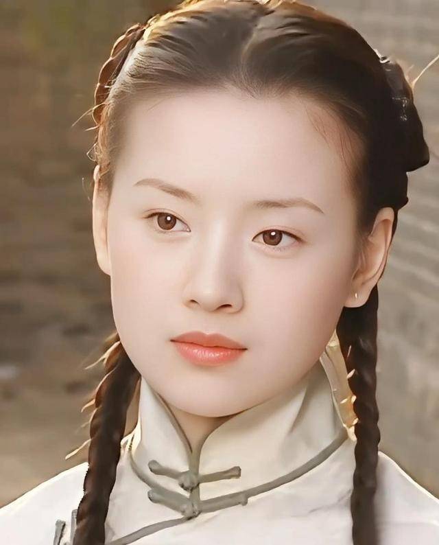 清纯女星人设崩塌，6位被揭真实一面
