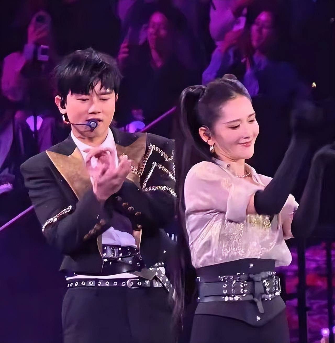 2026刚过半！4位明星塌房事件盘点：谢娜、韩红等