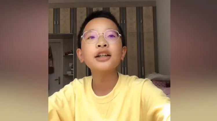 19岁网红钟美美被波士顿大学录取,网友在酸啥?