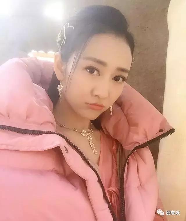 王鸥赞刘恺威敬业 暗示剧本门真相