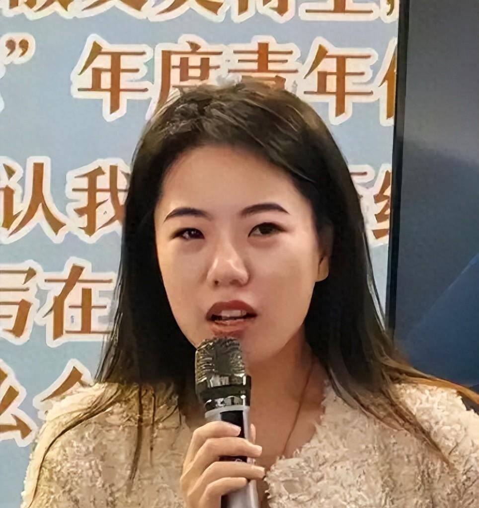 学位撤销争议:某人力挺反被扒,底线在哪?