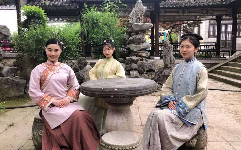 AI冲击横店群演:美女泛滥,光棍何去何从?