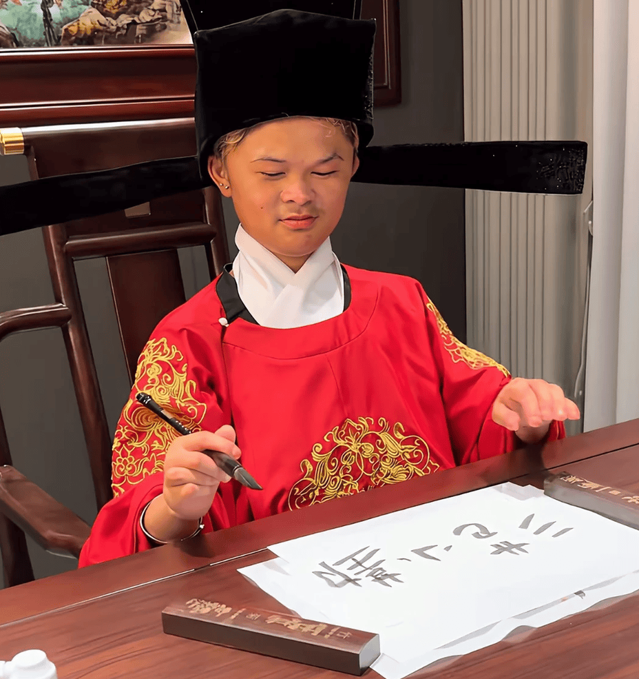 小马云18岁当爸惹众怒